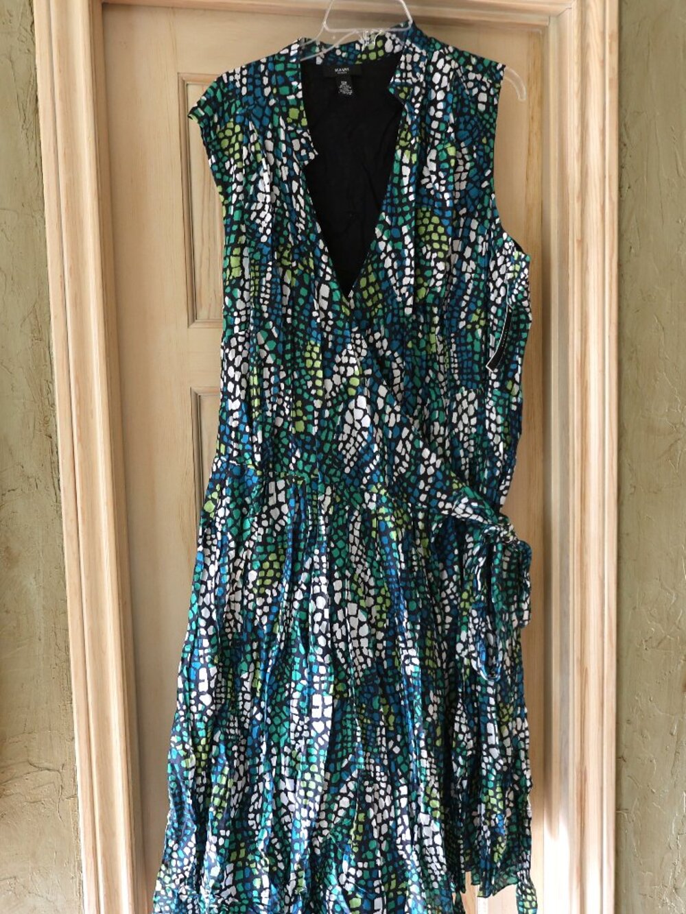 NWT Alfani Woman True Wrap Dress Mosaic Blues/Greens Size 22W MSRP $119